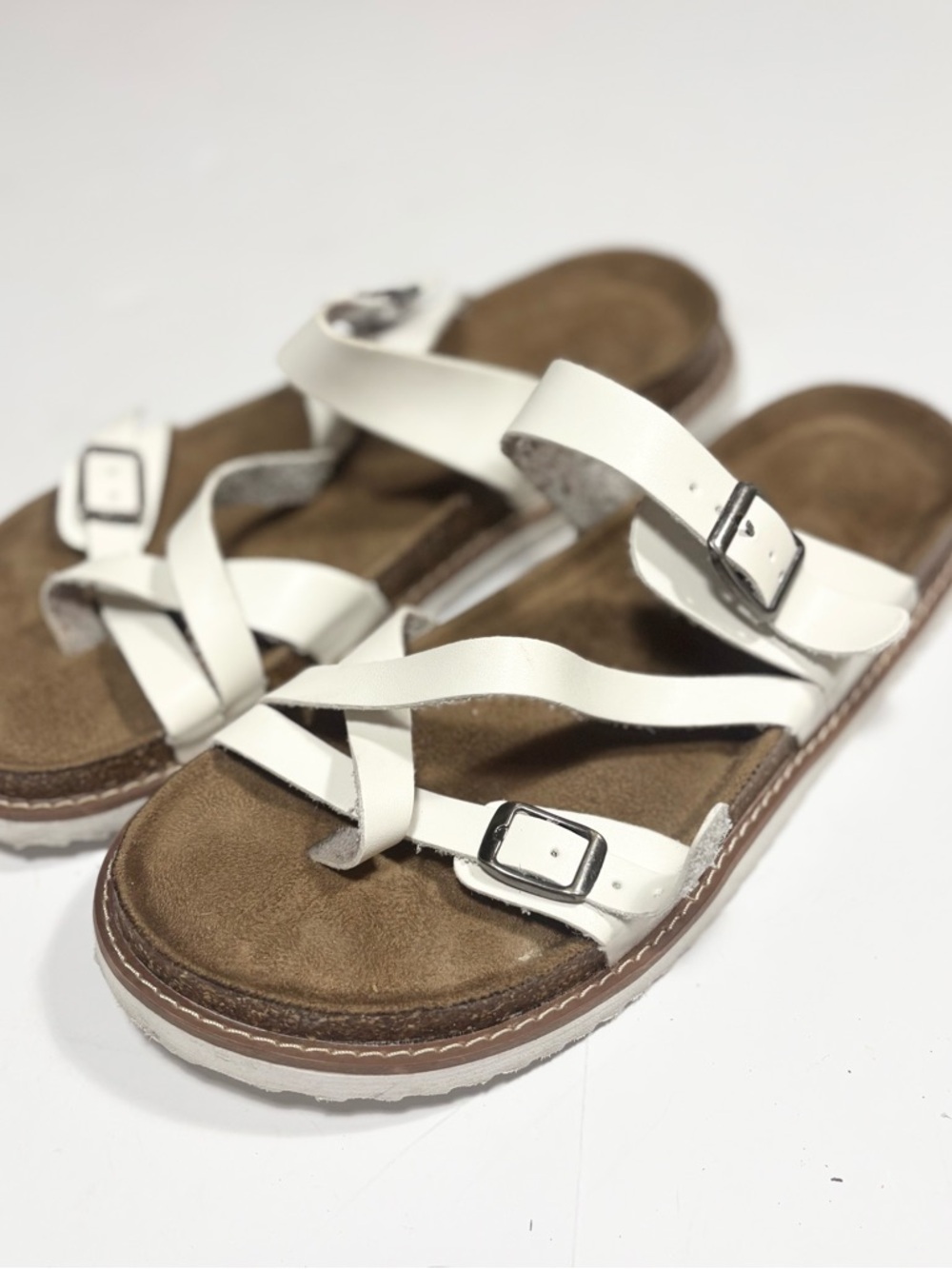 Natural Reflections Siena Buckle Sandals white strappy toe loopsdual buckles 10